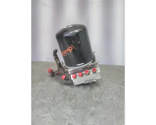 BENDIX AD-IS AIR DRYER (BRAKE)