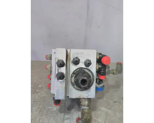 BENDIX AD-IS AIR DRYER (BRAKE)