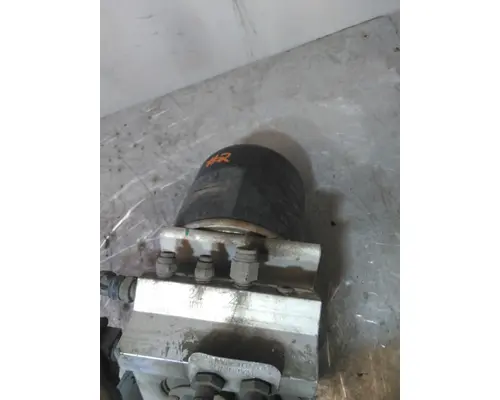 BENDIX AD-IS AIR DRYER (BRAKE)
