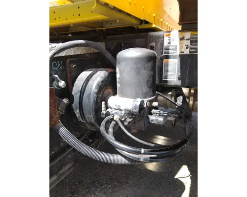 BENDIX AD-IS AIR DRYER (BRAKE)
