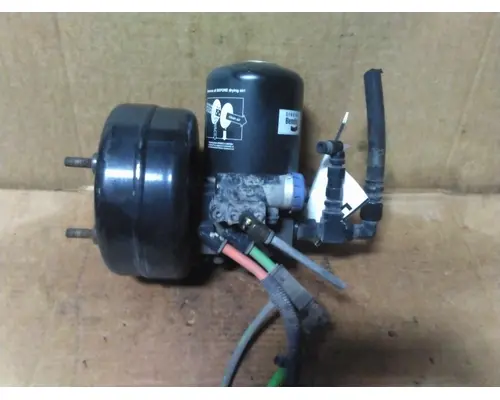 BENDIX AD-IS AIR DRYER (BRAKE)
