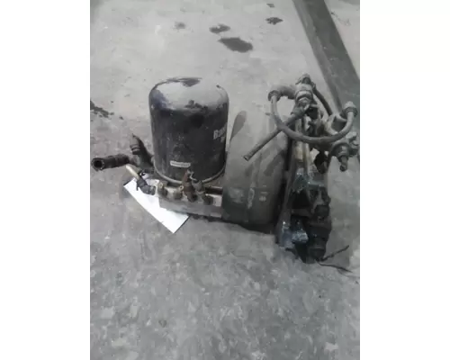 BENDIX AD-IS AIR DRYER (BRAKE)