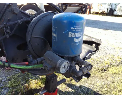 BENDIX AD-IS AIR DRYER (BRAKE)