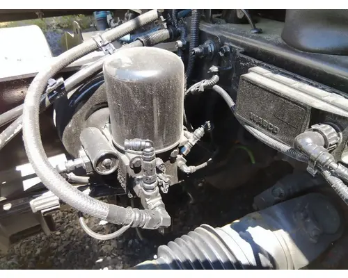 BENDIX AD-IS AIR DRYER (BRAKE)