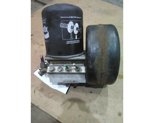 BENDIX AD-IS AIR DRYER (BRAKE)