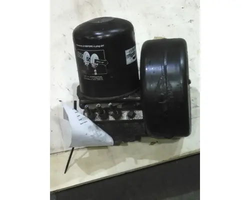 BENDIX AD-IS AIR DRYER (BRAKE)