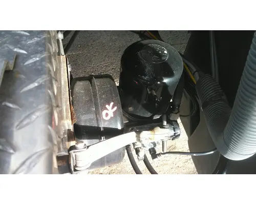 BENDIX AD-IS AIR DRYER (BRAKE)