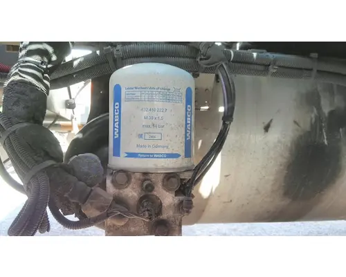 BENDIX AD-IS AIR DRYER (BRAKE)
