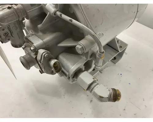 BENDIX AD9 AIR DRYER