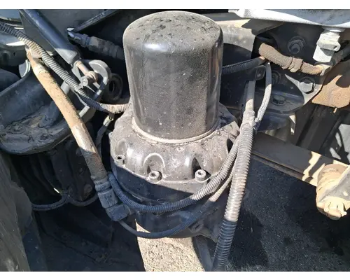 BENDIX Cascadia 125 Air Dryer