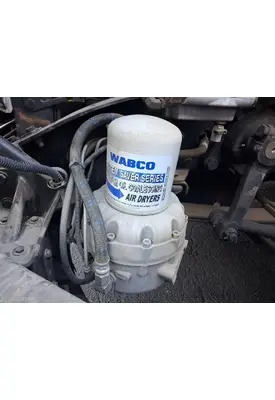 BENDIX Cascadia 125 Air Dryer