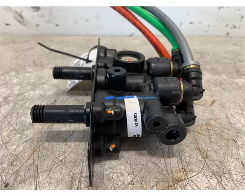 BENDIX Cascadia Brake Proportioning Valve