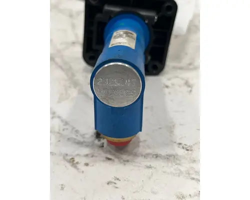 BENDIX Cascadia Brake Proportioning Valve