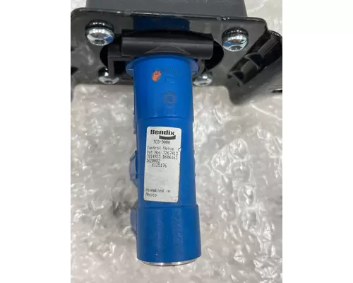 BENDIX Cascadia Brake Proportioning Valve