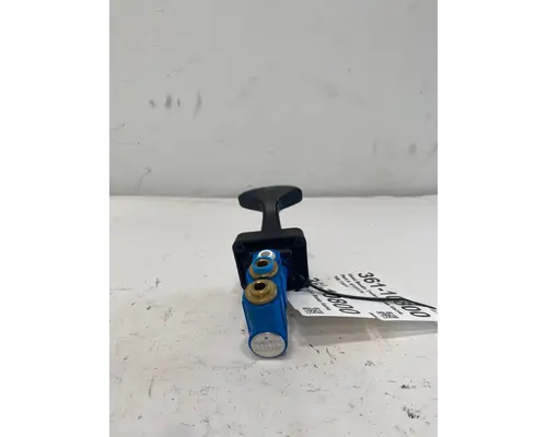 BENDIX Cascadia Brake Proportioning Valve