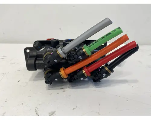 BENDIX Cascadia Brake Proportioning Valve