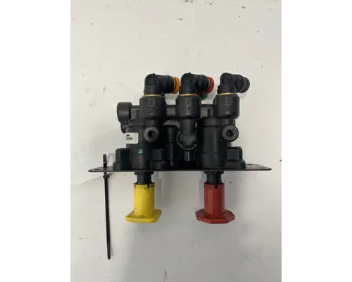 BENDIX Cascadia Brake Proportioning Valve