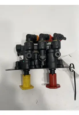 BENDIX Cascadia Brake Proportioning Valve