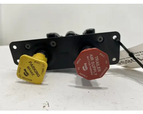 BENDIX Cascadia Brake Proportioning Valve