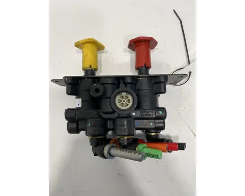 BENDIX Cascadia Brake Proportioning Valve