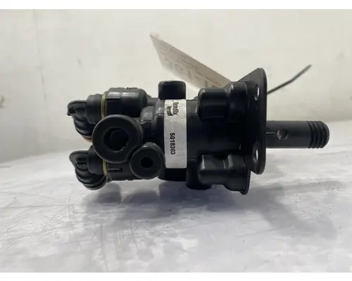 BENDIX Cascadia Brake Proportioning Valve