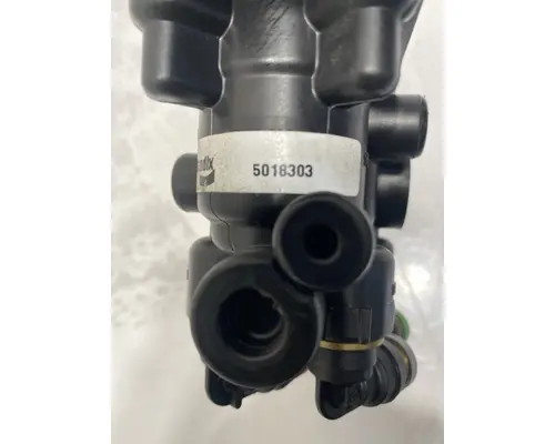 BENDIX Cascadia Brake Proportioning Valve
