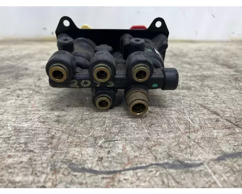 BENDIX G90-6036-5015753 Brake Valve (Air)