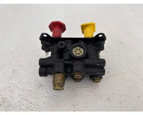 BENDIX G90-6036 Brake Valve (Air)
