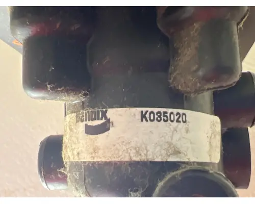 BENDIX K035020 Brake Valve (Air)