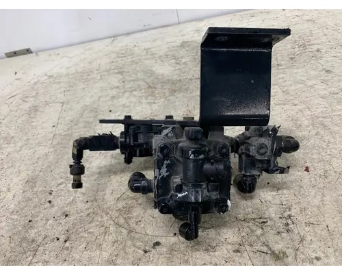 BENDIX K056030 Brake Valve (Air)