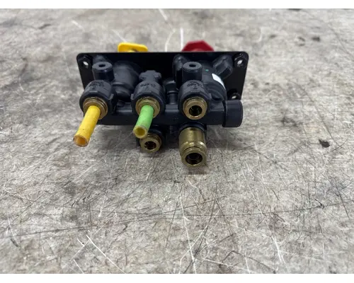 BENDIX K059847 Brake Valve (Air)