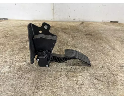 BENDIX K103478 Fuel Pedal Assembly