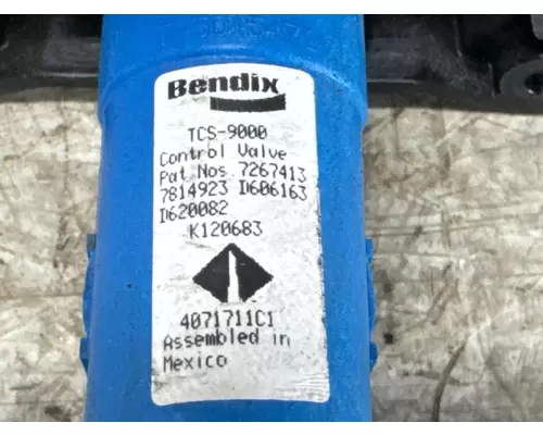 BENDIX K120683 Brake Valve (Air)