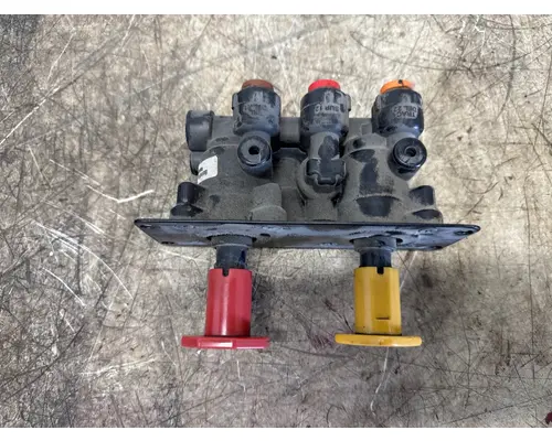 BENDIX K123770 Brake Valve (Air)