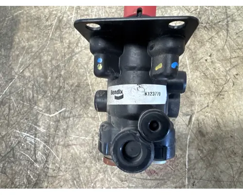 BENDIX K123770 Brake Valve (Air)