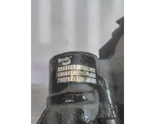 BENDIX K153603 BRAKE CALIPER