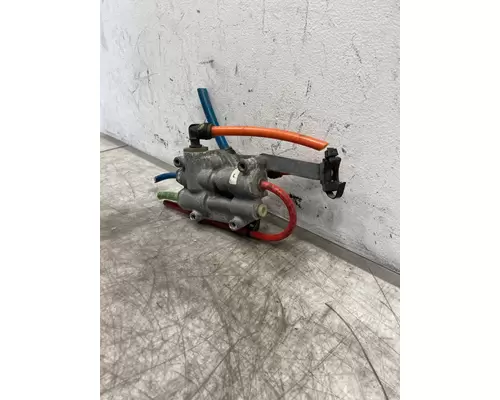 BENDIX LT625 Brake Proportioning Valve