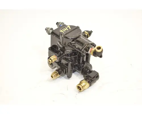 BENDIX SR-7 Brake Proportioning Valve