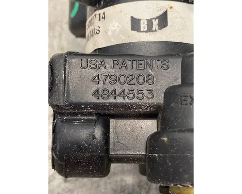 BENDIX T2000 Brake Proportioning Valve