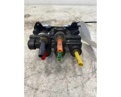 BENDIX T2000 Brake Proportioning Valve