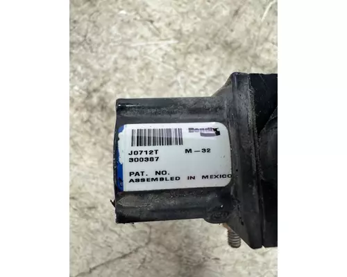 BENDIX T294826 Brake Valve (Air)