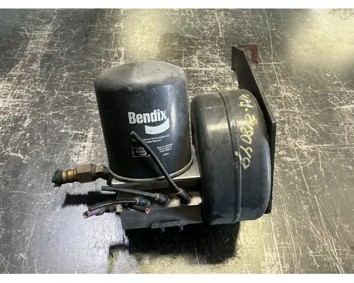 BENDIX T680 Air Dryer