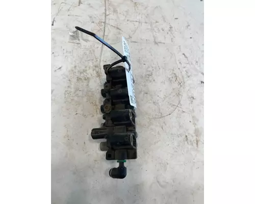 BENDIX T680 Brake Proportioning Valve