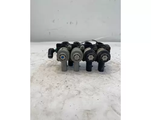 BENDIX T680 Brake Proportioning Valve