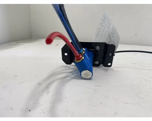 BENDIX TCS-9000 Brake Proportioning Valve