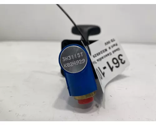 BENDIX TCS-9000 Brake Proportioning Valve
