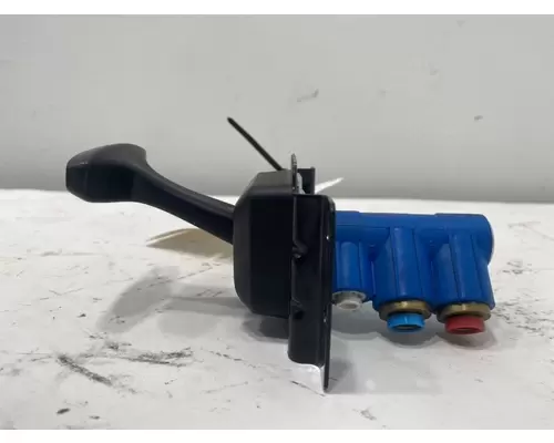 BENDIX TCS-9000 Brake Proportioning Valve