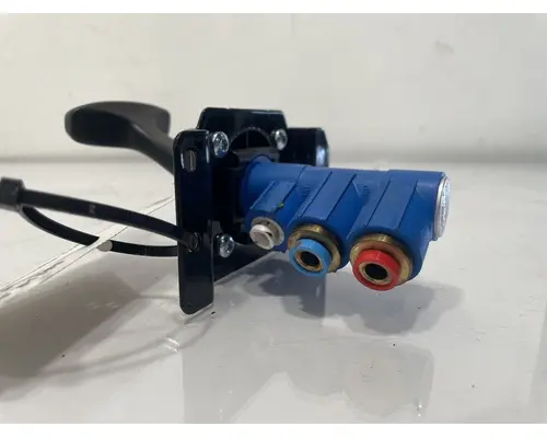 BENDIX TCS-9000 Brake Proportioning Valve