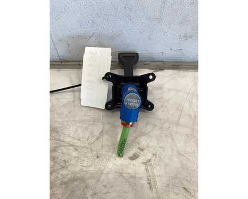 BENDIX TCS-9000 Brake Proportioning Valve