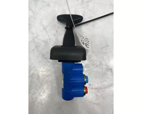 BENDIX TCS9000 Brake Proportioning Valve